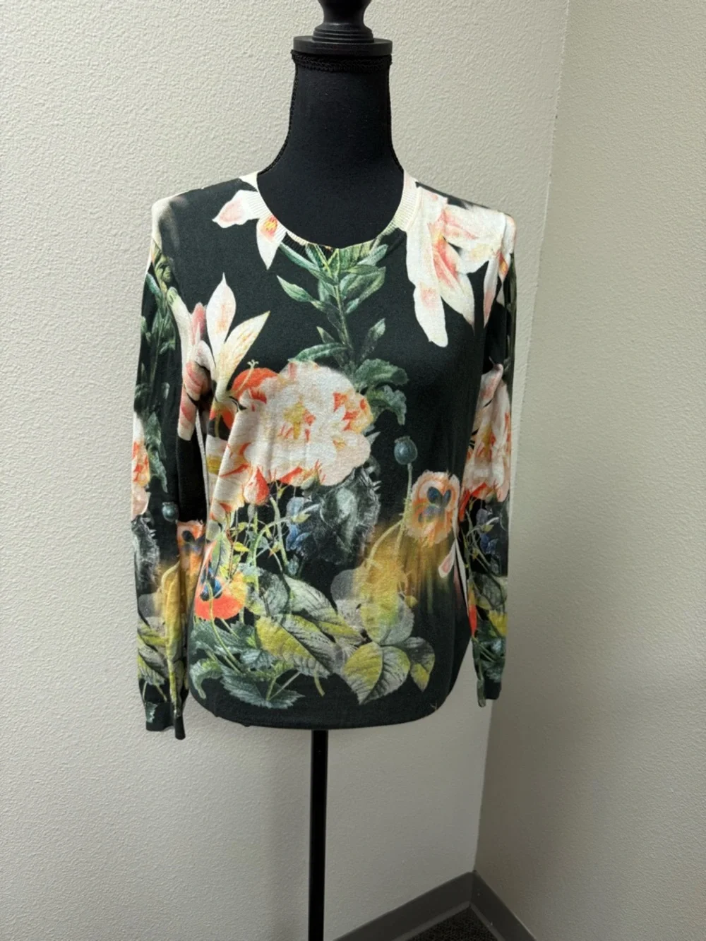 Ted Baker Floral Sweater Black Multi Long Sleeve Knit Pullover Top 2